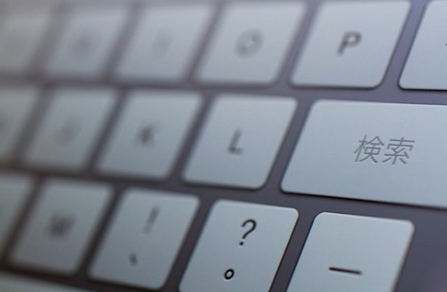 通販でSupreme（パーカー・Tシャツ・キャップ）をお探しの方へ