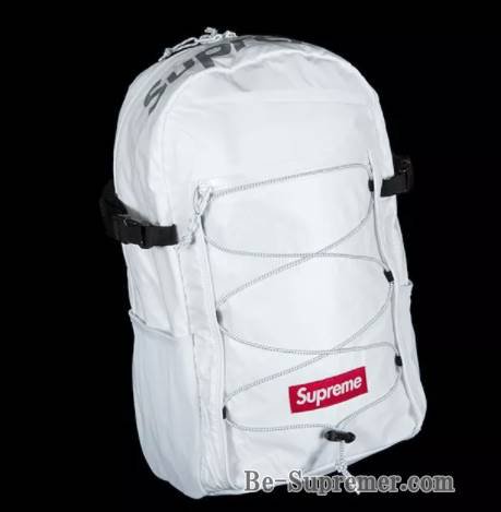 機能性も備えたバックパックはシュプリームならでは