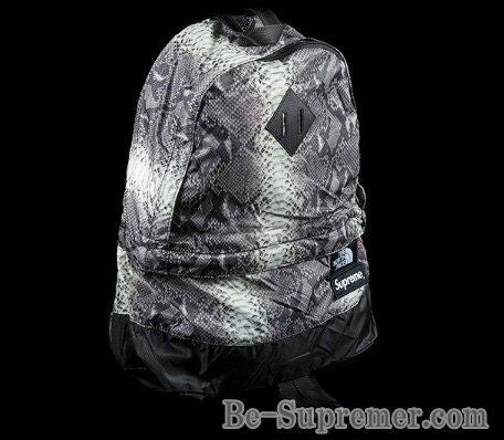 【新品同様】Supreme シュプリーム リュックサック デイパック ノースフェイス　THE NORTH FACE　コラボ 2018SS ライトウェイト スネークスキン リュック・デイパック Supreme シュプリーム 18SS The North Face Snakeskin Lightweight Day