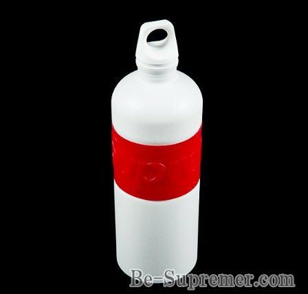 シュプリーム　水筒 シュプリーム SOL ウォーター ボトル ランタン 700ml レッド (Supreme