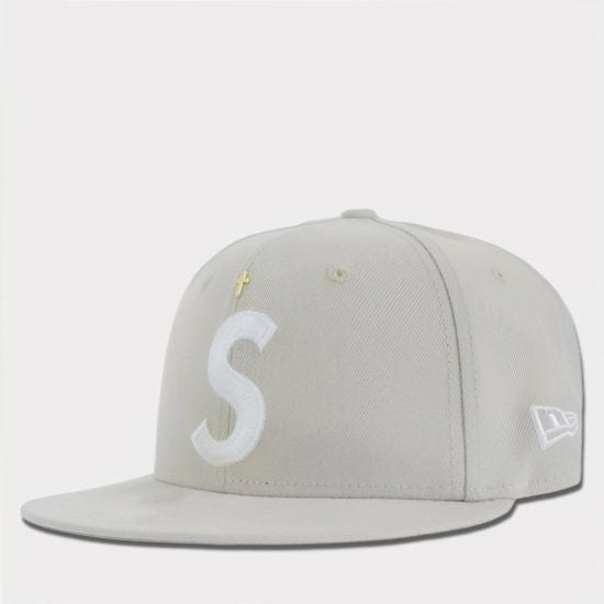 Supreme×ニューエラ ゴールドクロス Sロゴ 8/3 ティファニー Supreme シュプリーム 2024SS Gold Cross S Logo New Era Cap ゴールド