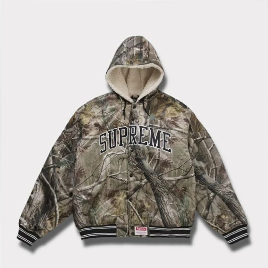 Supreme シュプリーム 2025AW Mitchell & Ness Lined Hooded Satin Varsity Jacket ミッチェルアンドネス ラインド フーデッド サテン バーシティジャケット リアルツリーAPカモ