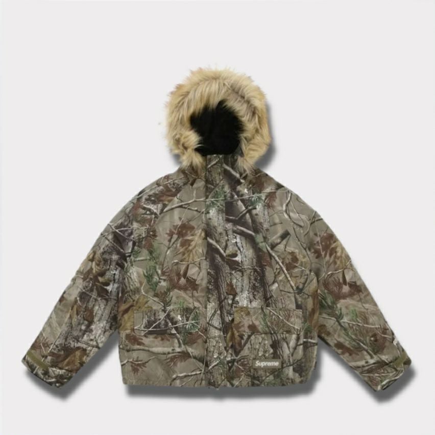  Supreme シュプリーム 2025AW 2-in-1 GORE-TEX Parka + Reversible 700-Fill Down Liner Jacket　2-in-1 ゴアテックス パーカー + リバーシブル 700 フィルダウン ライナー ジャケット　リアルツリーAPカモ