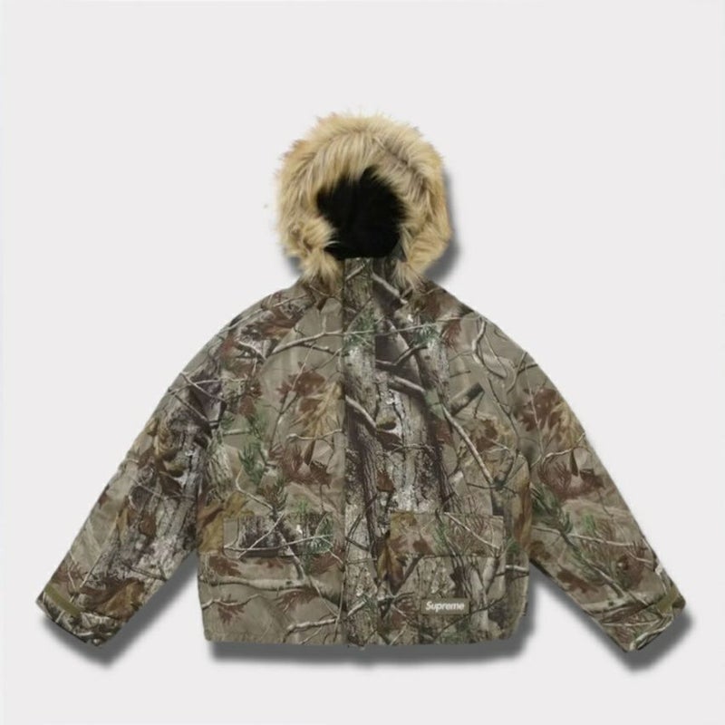  Supreme シュプリーム 2025AW 2-in-1 GORE-TEX Parka + Reversible 700-Fill Down Liner Jacket　2-in-1 ゴアテックス パーカー + リバーシブル 700 フィルダウン ライナー ジャケット　リアルツリーAPカモ