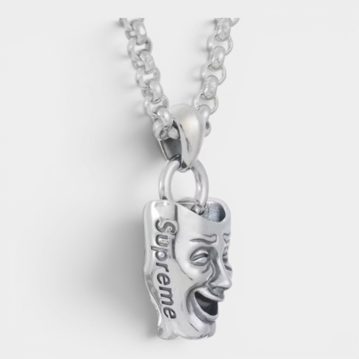 Supreme シュプリーム 2026SS Drama Masks Pendant　ドラママスク ペンダント　シルバー