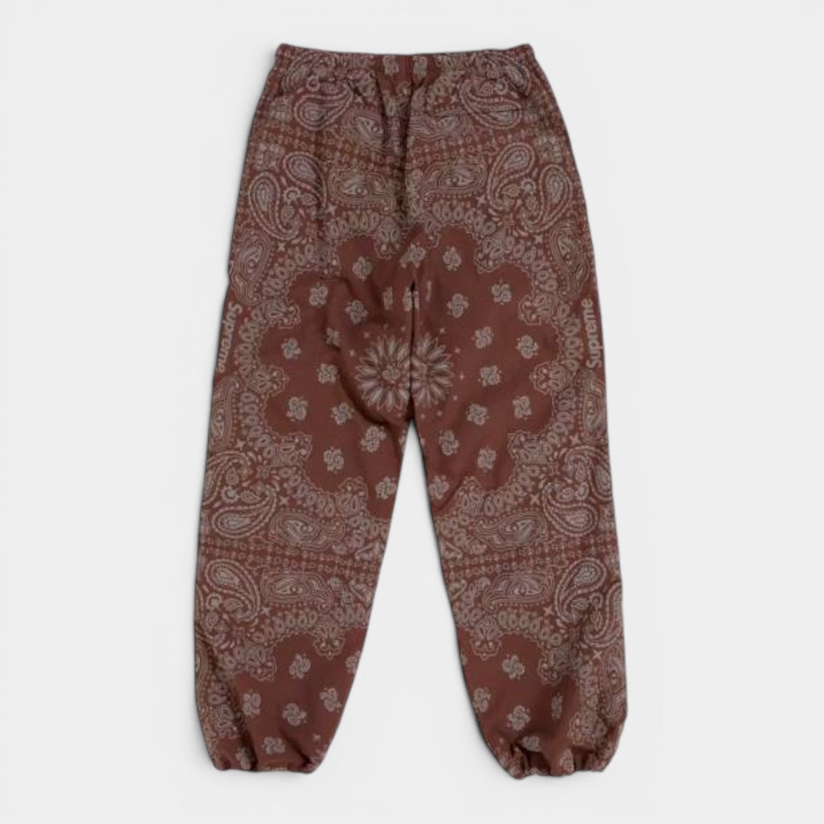 Supreme シュプリーム 2026SS Reflective Bandana Track Pant　リフレクティブバンダナトラックパンツ　ブラウン1