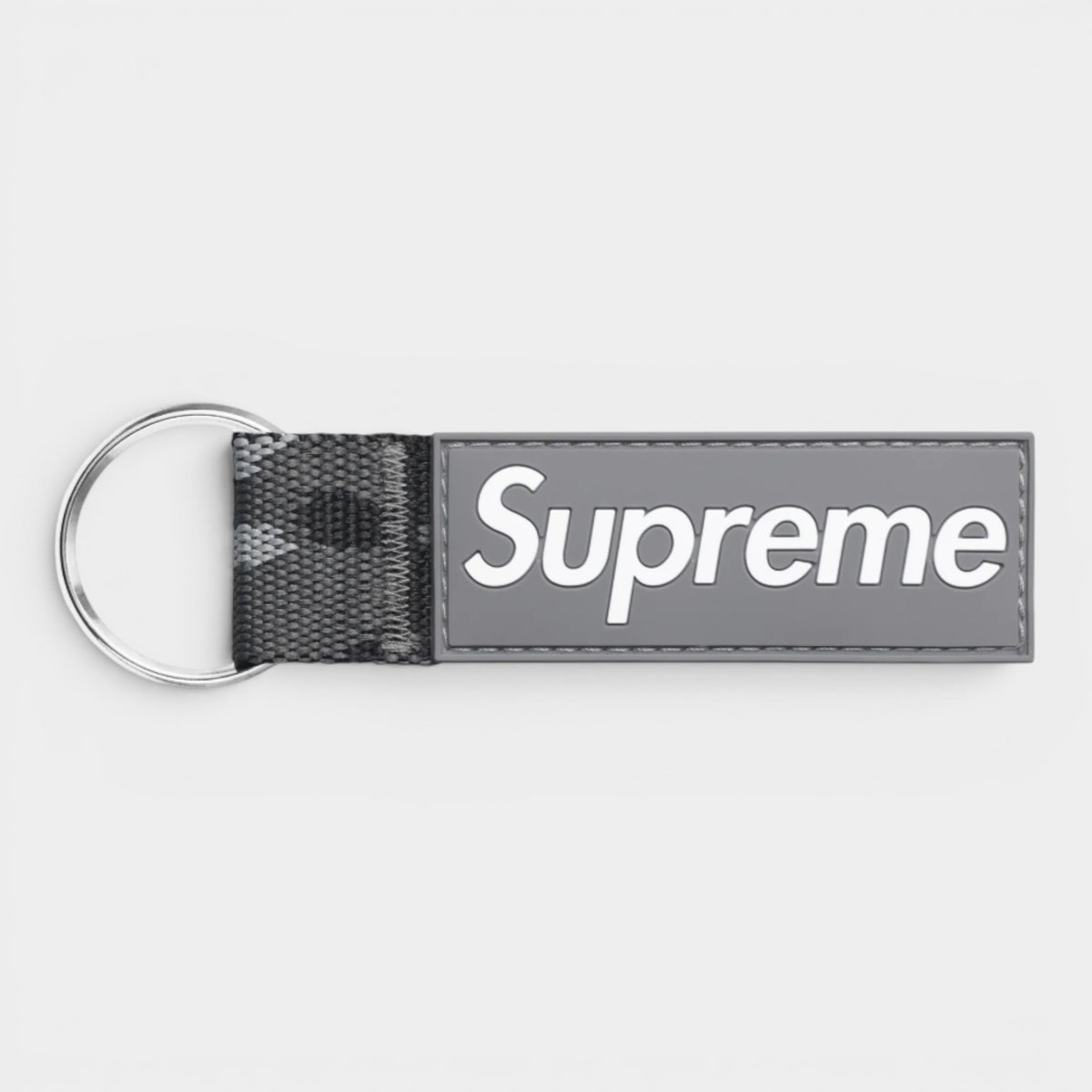 Supreme シュプリーム 2026SS Webbing Keychain　ウェビングキーチェーン　スノーカモ