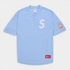 Supreme シュプリーム 2026SS Shop S Logo Baseball Henley ショップSロゴ ベースボールヘンリー ライトブルー/ロンドン