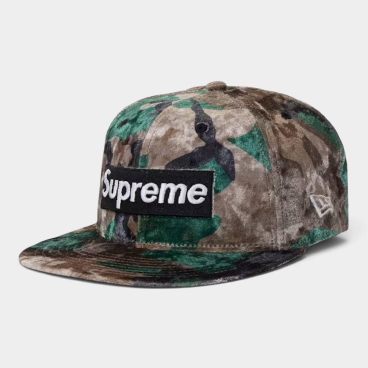 Supreme シュプリーム 2026AW Crushed Velvet Box Logo New Era Cap クラッシュド ベルベット ボックスロゴ ニューエラキャップ　ウッドランドカモ
