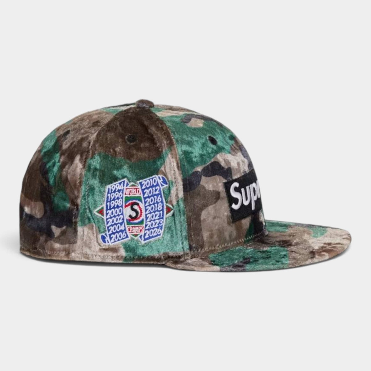 Supreme シュプリーム 2026AW Crushed Velvet Box Logo New Era Cap クラッシュド ベルベット ボックスロゴ ニューエラキャップ　ウッドランドカモ